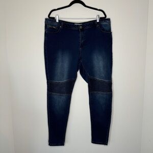 Twentyone Black by rue21 Mid Rise Jegging Flex Moto Jeans 20